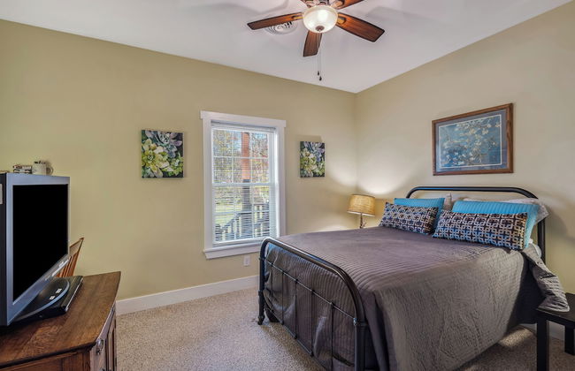 Mariposa Moon Cottage at Sleepy Creek - Foto 7