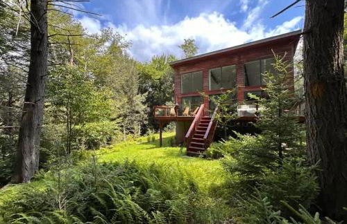 Unique and Private 25ft Waterfall House in Hunter - Foto 78