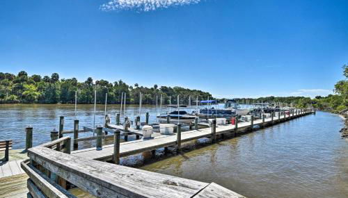 Waterfront Palm Coast Condo with Boat Dock and Pool! - Foto 3