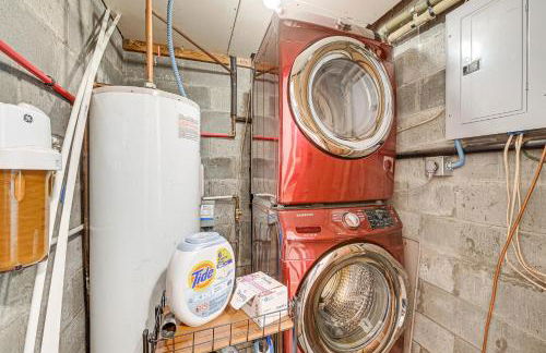 Sterling Home with Patio, BBQ Grill and Fire Pit! - Foto 19