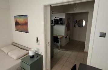 HoneyBee4 - Cozy studio close to the port, airport & Athens - Foto 8