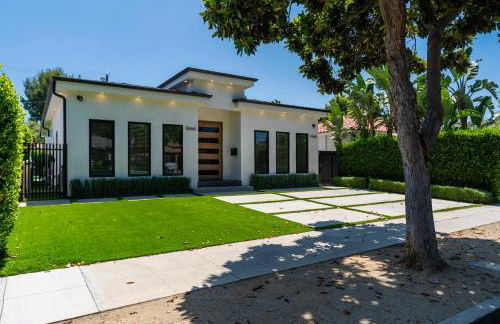 Modern Poolside Paradise - Foto 45