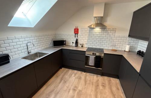 Penthouse 2 bed 1 bathroom property in centre - Foto 3