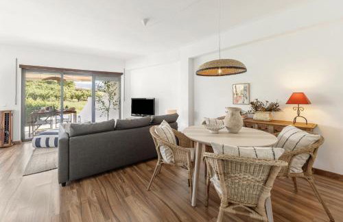 In the Peace of the Foothills - Photo 13