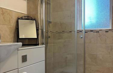 Large Luxury Home in Solihull - Sleeps 14 near NEC & BHX - Foto 62