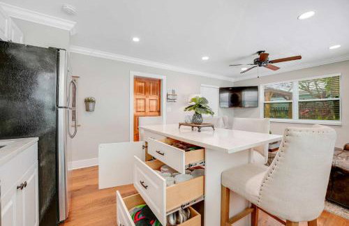 Remodeled Downtown Apartment #1 - Foto 9