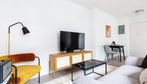 UWS 1BR w Gym Doorman nr Riverside Park NYC-511 - Foto 2, Other