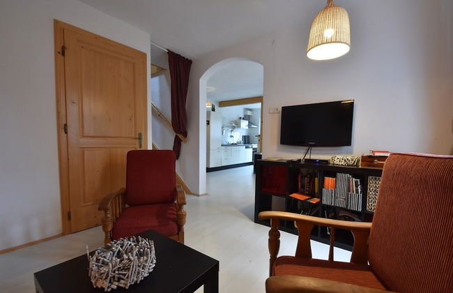 Holiday Home With Garden in Quiet Mountain Village - Photo 11