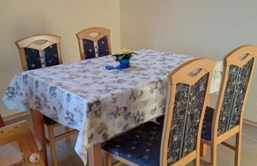 Ganze Wohnung mit Balkon, bis 5 Personen rund 90 qm - Foto 5