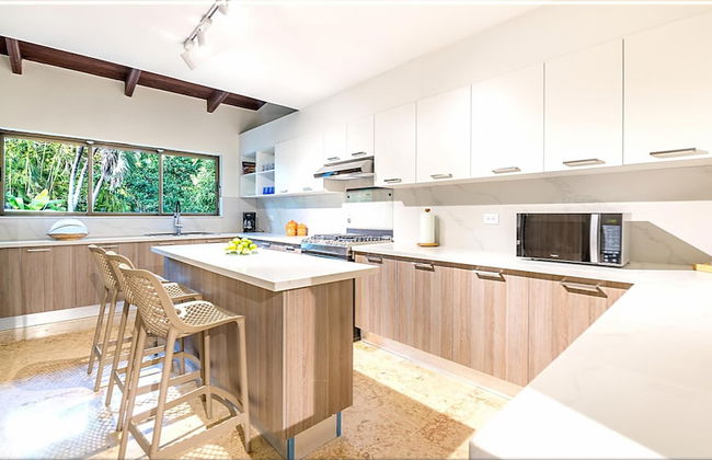 Serene Ultimate Private Paradise Villa - Photo 24