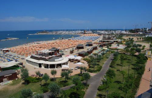 Residence Record - Photo 31