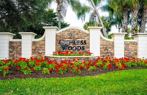 Bundled Cypress Golf Retreat, Unit 203 - Foto 35