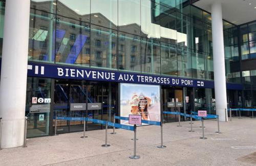 AJ - Stylish Pied-à-Terre à La Joliette - Parking - Foto 6