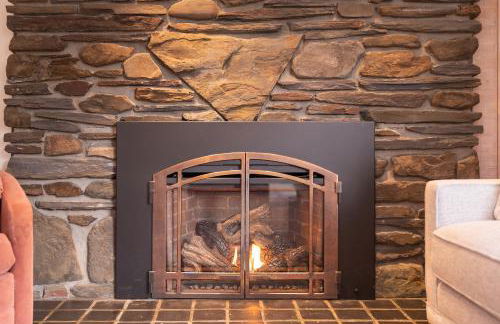 Classic Stowe Ski 3 Bedroom Chalet by RedAwning - Foto 24