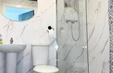 Crescent 2 Bedroom Apartment - Foto 18