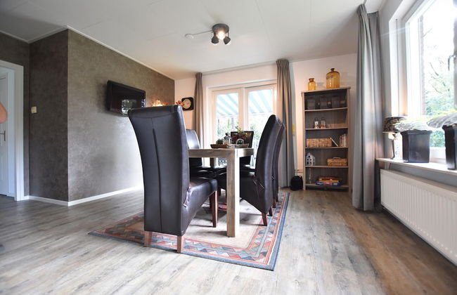 Alluring Holiday Home in Reutum-Weerselo with Hot Tub - Foto 25