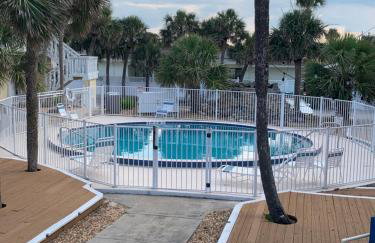 Ormond Beach, fun & loving sun! - Photo 40