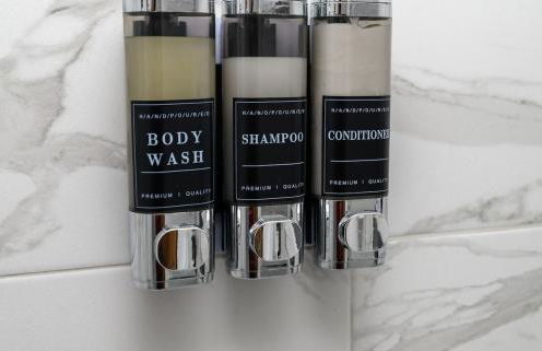 The Whitehouse M6, Junction 10 With Parking - Foto 17