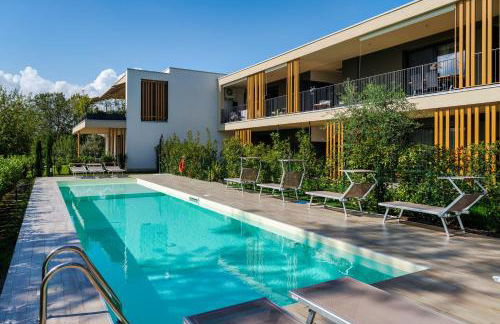 Relax Luxury Sirmio - Elegante Trilocale con Piscina a Sirmione - Foto 1