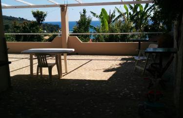 Varagoulis Giannis & Lenas Apartments - Foto 1