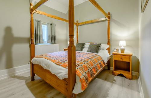 Maesyrhaf - Photo 13