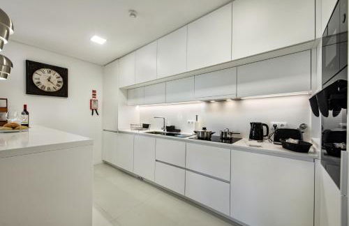 Del Mar Apartment - BT - Photo 10