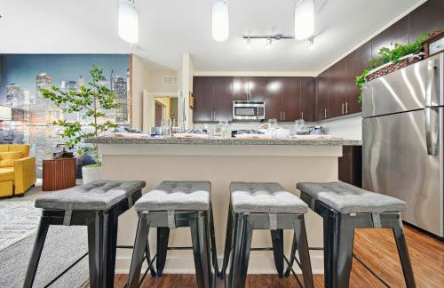 Stylish 2BR w Balcony, Pool & Pet-Friendly #15 - Foto 17