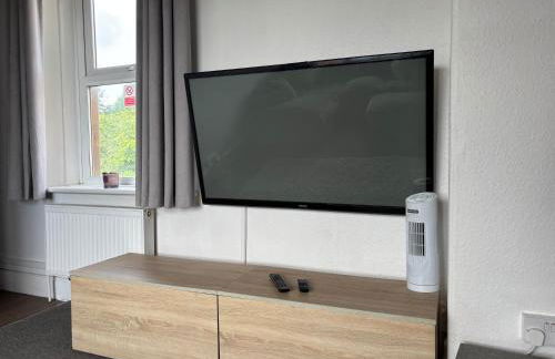 2 Bed Apartment Near Yeovil Hospital & Leonardo - Foto 5