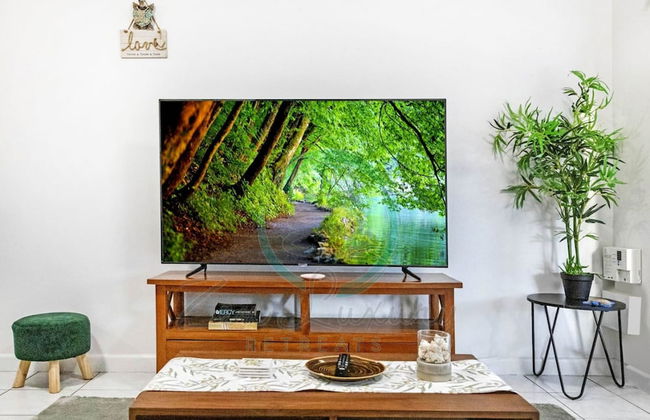 Zen Hideaway Cozy 2BR Haven Office Dual Patio - Foto 6