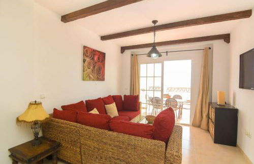 Villa privada con increíbles vistas al mar - Photo 6