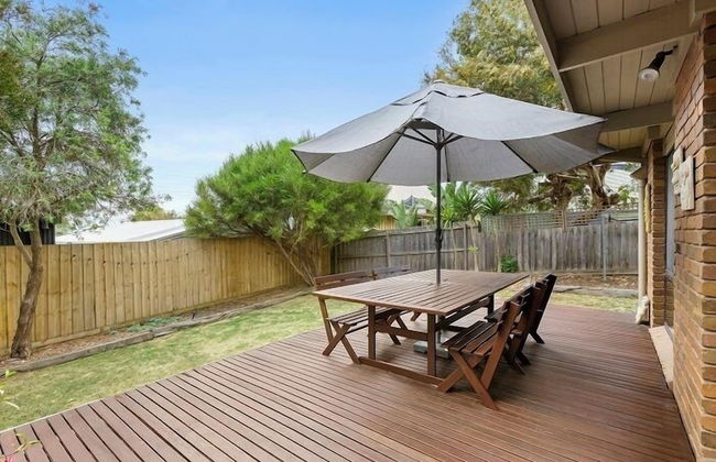 3 Bedroom House - Jan Juc - Near Beach - Photo 15