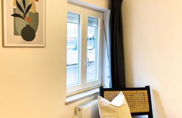 KUELhome - STYLISCHE ZENTRALE WOHNUNG MIT KÜCHE UND PARKPLATZ IN SEITENSTRAẞE - Foto 19