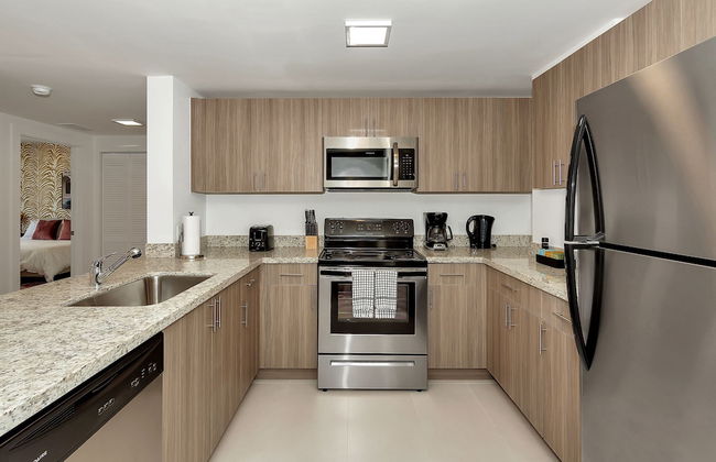 Roami at Grove 27 - Photo 103