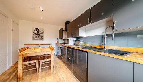 Bottom of Royal Mile 7 Beds Sleeps 12 3 Bthrooms - Foto 5, stove