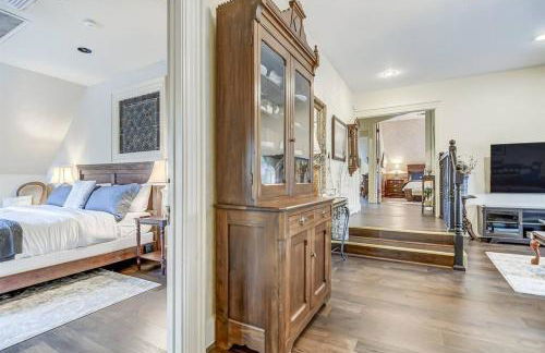 The Bressmer - Entire House - Photo 63