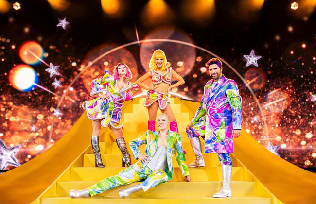 Spettacolo BLINDED by DELIGHT Grand Show nel Teatro Friedrichstadt-Palast - Photo 7