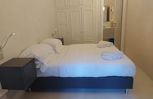 Villa Rachele: stunning luxury villa in centre Gargnano with private pool and breathtaking views - Foto 48