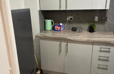 Maya-Ama Cosy 2 Bedroom Flat Near Lakeside Shopping Centre And Grays - Foto 15