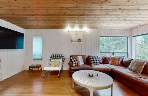 Tree House - Photo 10