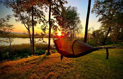 Designer Lake Cabin- HotTub, Sauna & Massage Chair - Foto 51