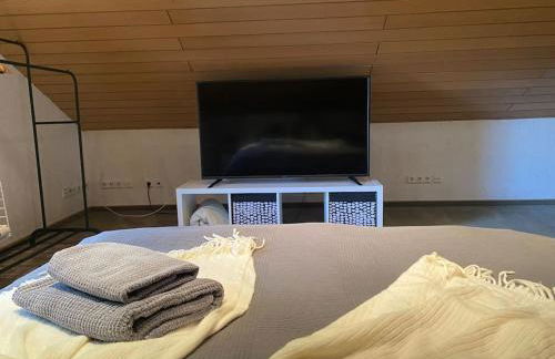 2 Schlaf- & 2 Badezimmer - direkte Busverbindung bis Köln Hbf, Messe - Foto 2