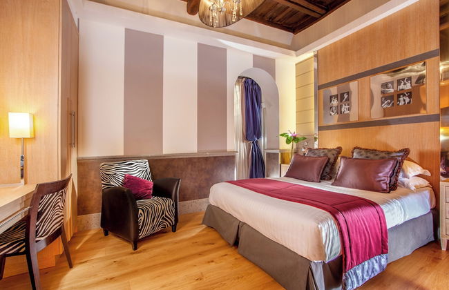 The Inn at the Spanish Steps - Photo 56