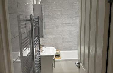 3 bed house, Free parking 9ppl - Foto 28