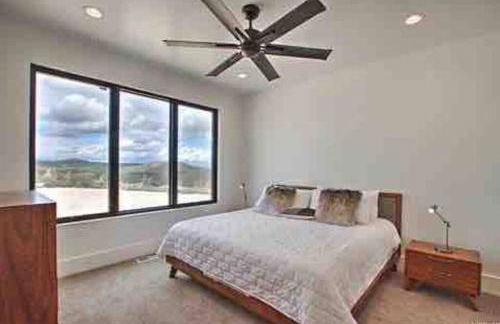 Skybridge Bear Lake Sleeps 61-75 with condo add-on - Foto 11