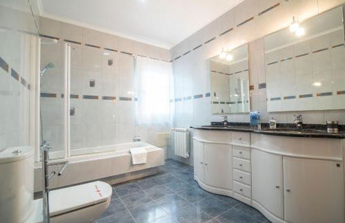 Ramal House - Photo 12