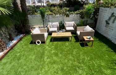 ThE WHALE HOUSE - Photo 19