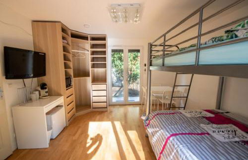 230m2 sur 3800m2 - jacuzzi 6 places - 16pers max - Foto 29