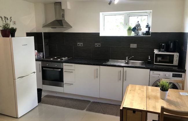 2 bedroom Apartment Heathrow Airport - Foto 9