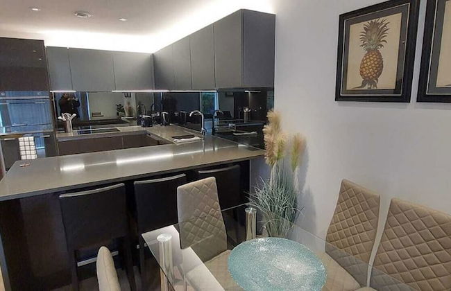 2 Bed Property Close to Heathrow Airport - Foto 21