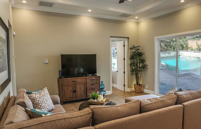 Fantastic 6 bedroom 4 bath Pool Home - Foto 10